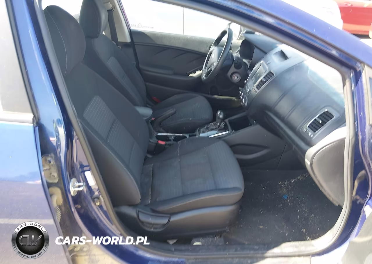 2018 Kia Forte Lx VIN:3KPFL4A75JE194571 - 5