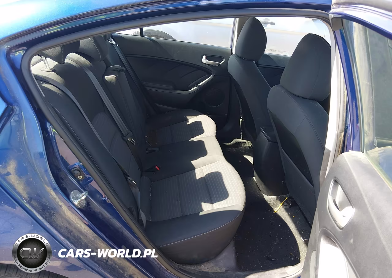 2018 Kia Forte Lx VIN:3KPFL4A75JE194571 - 8