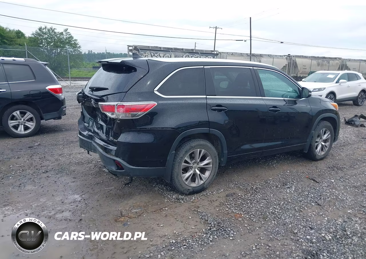 2014 Toyota Highlander Xle V6 VIN:5TDJKRFH3ES012647 - 4
