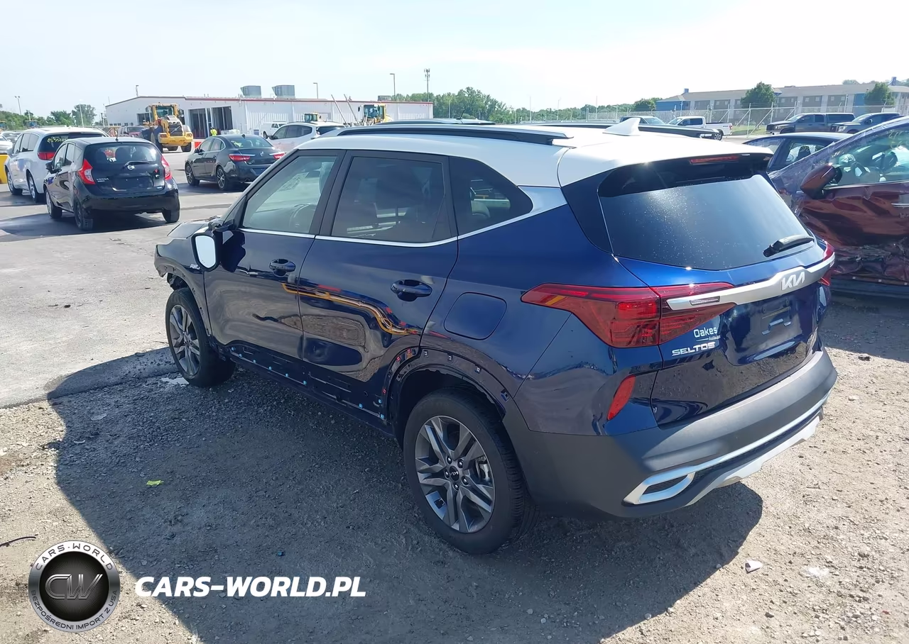 2023 Kia Seltos S VIN:KNDEUCAAXP7441820 - 3
