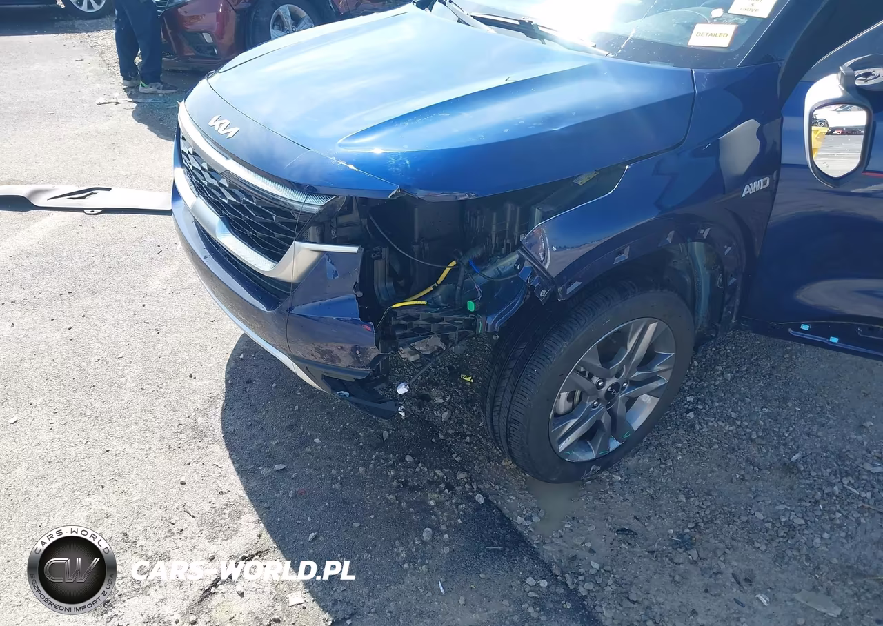 2023 Kia Seltos S VIN:KNDEUCAAXP7441820 - 6