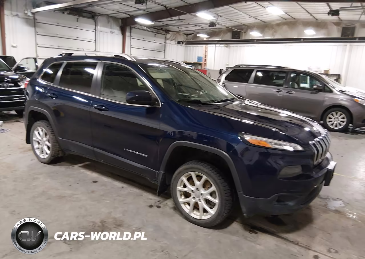 2014 Jeep Cherokee Latitude – zdjęcie 1 z 17
