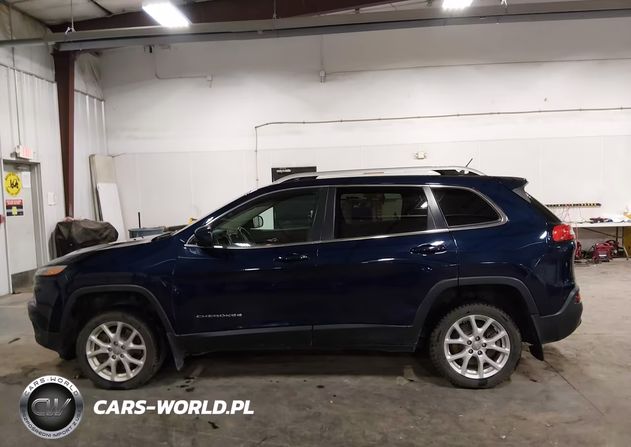 2014 Jeep Cherokee Latitude VIN:1C4PJMCS4EW146986 - 14