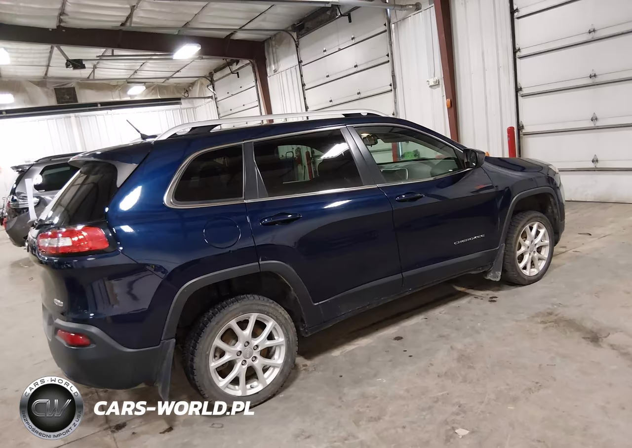 2014 Jeep Cherokee Latitude VIN:1C4PJMCS4EW146986 - 4