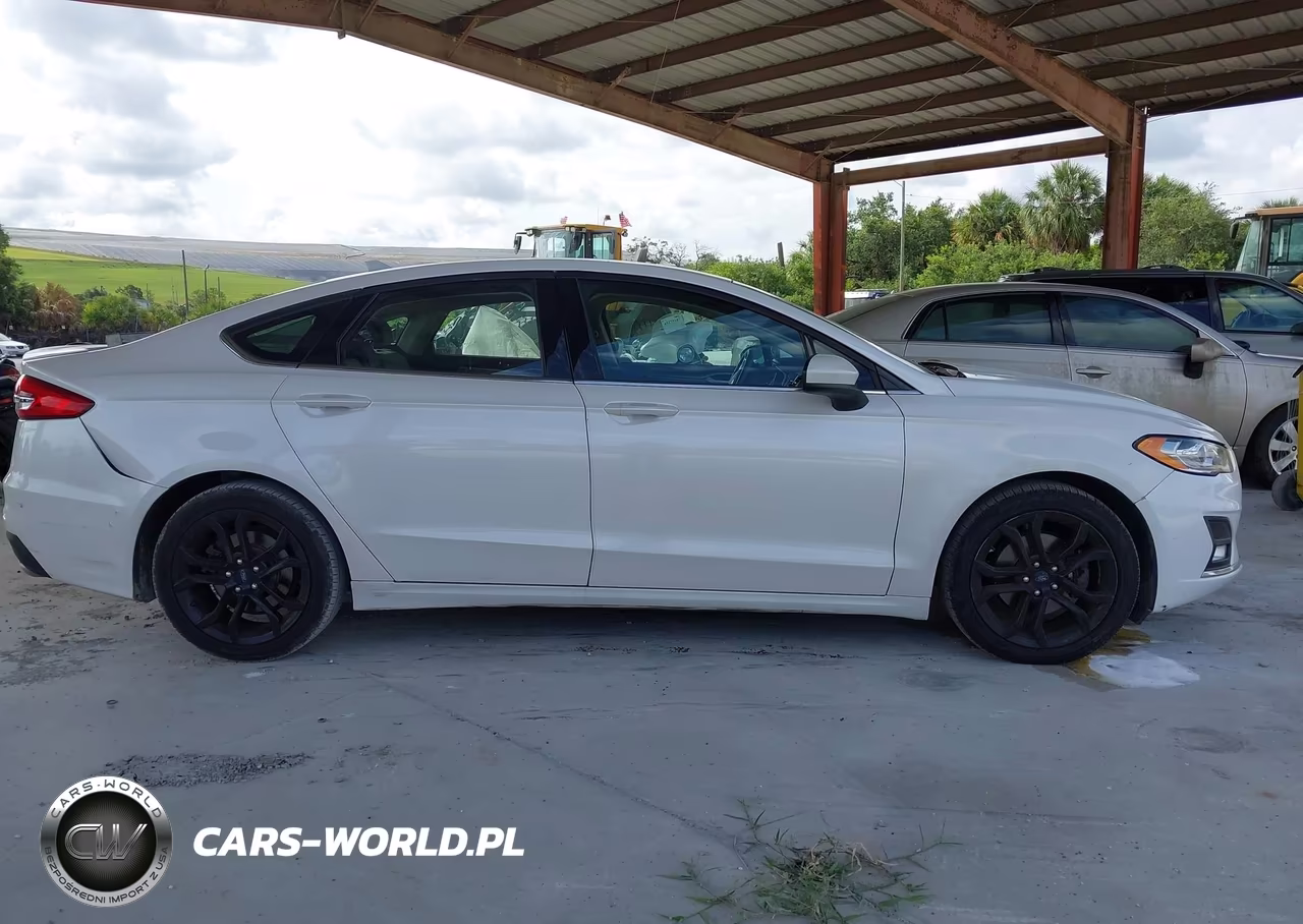 2019 Ford Fusion Se VIN:3FA6P0HD8KR276044 - 13