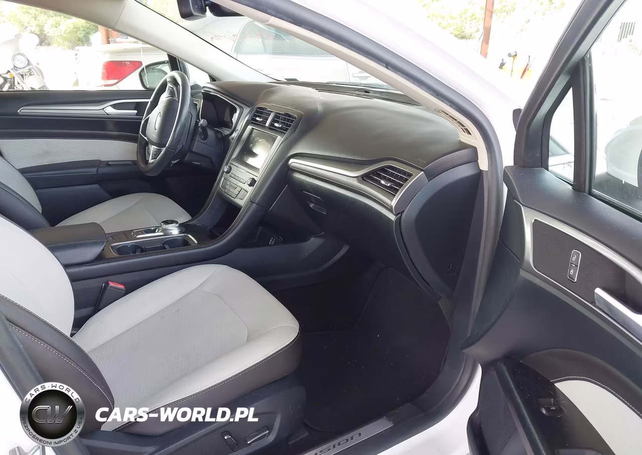 2019 Ford Fusion Se VIN:3FA6P0HD8KR276044 - 5