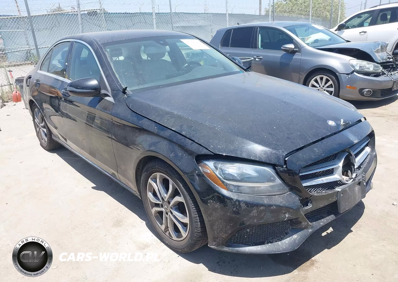 2017 Mercedes-Benz C 300 – zdjęcie 1 z 16