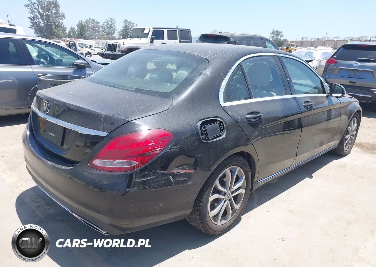 2017 Mercedes-Benz C 300 VIN:55SWF4JB5HU220990 - 4