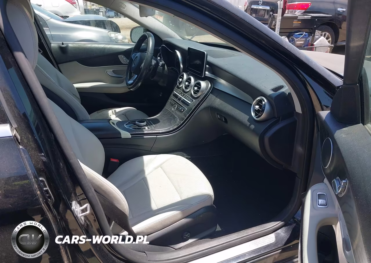 2017 Mercedes-Benz C 300 VIN:55SWF4JB5HU220990 - 5
