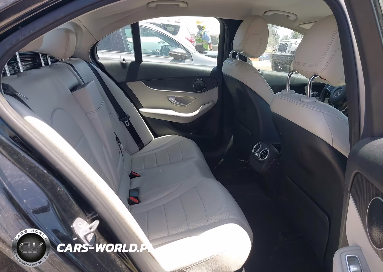 2017 Mercedes-Benz C 300 VIN:55SWF4JB5HU220990 - 8