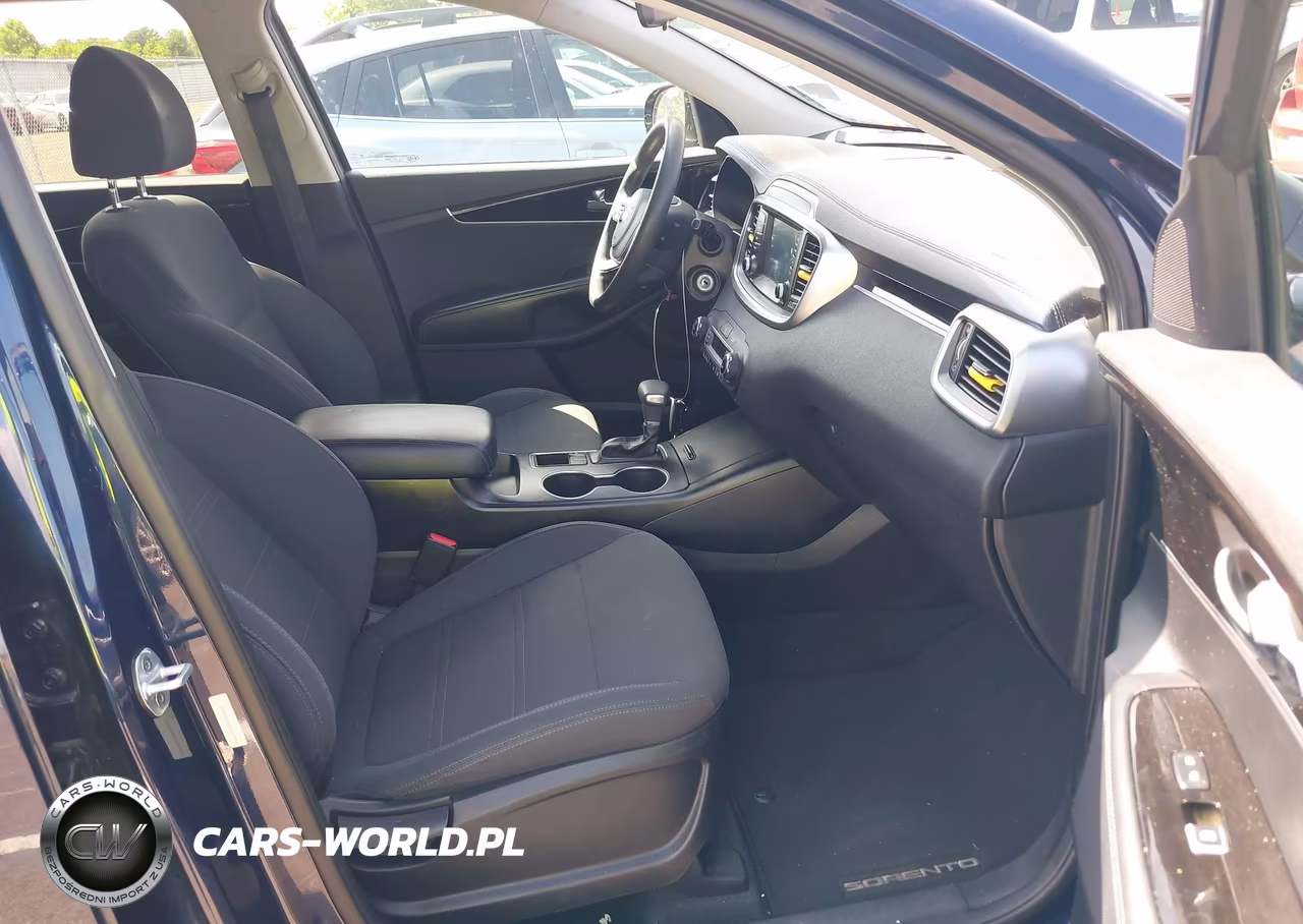2019 Kia Sorento 3.3L Lx VIN:5XYPG4A57KG490493 - 5