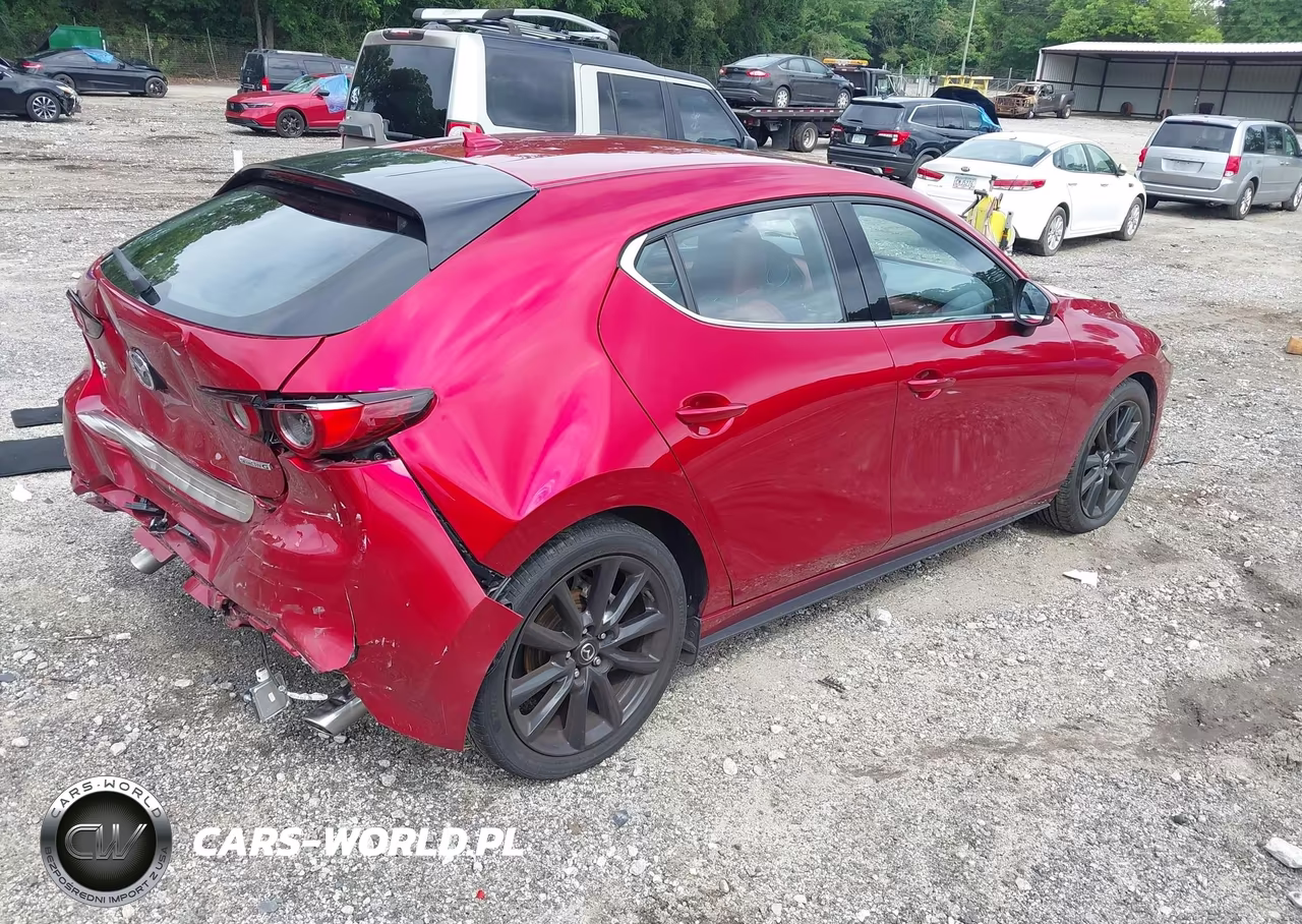 2020 Mazda Mazda3 Premium Package VIN:JM1BPBNM0L1174354 - 4