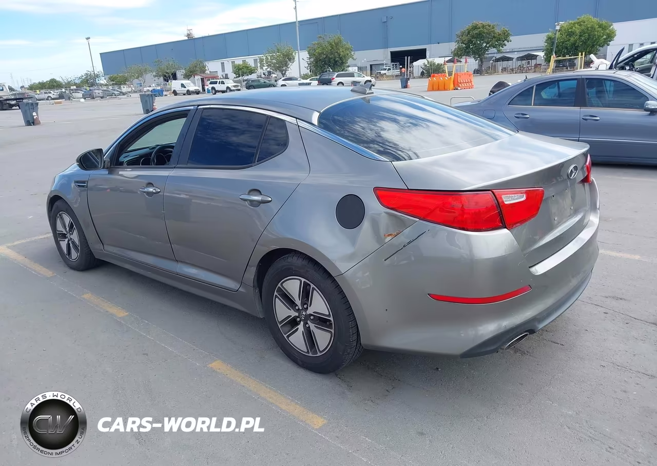 2014 Kia Optima Lx VIN:5XXGM4A75EG265282 - 3