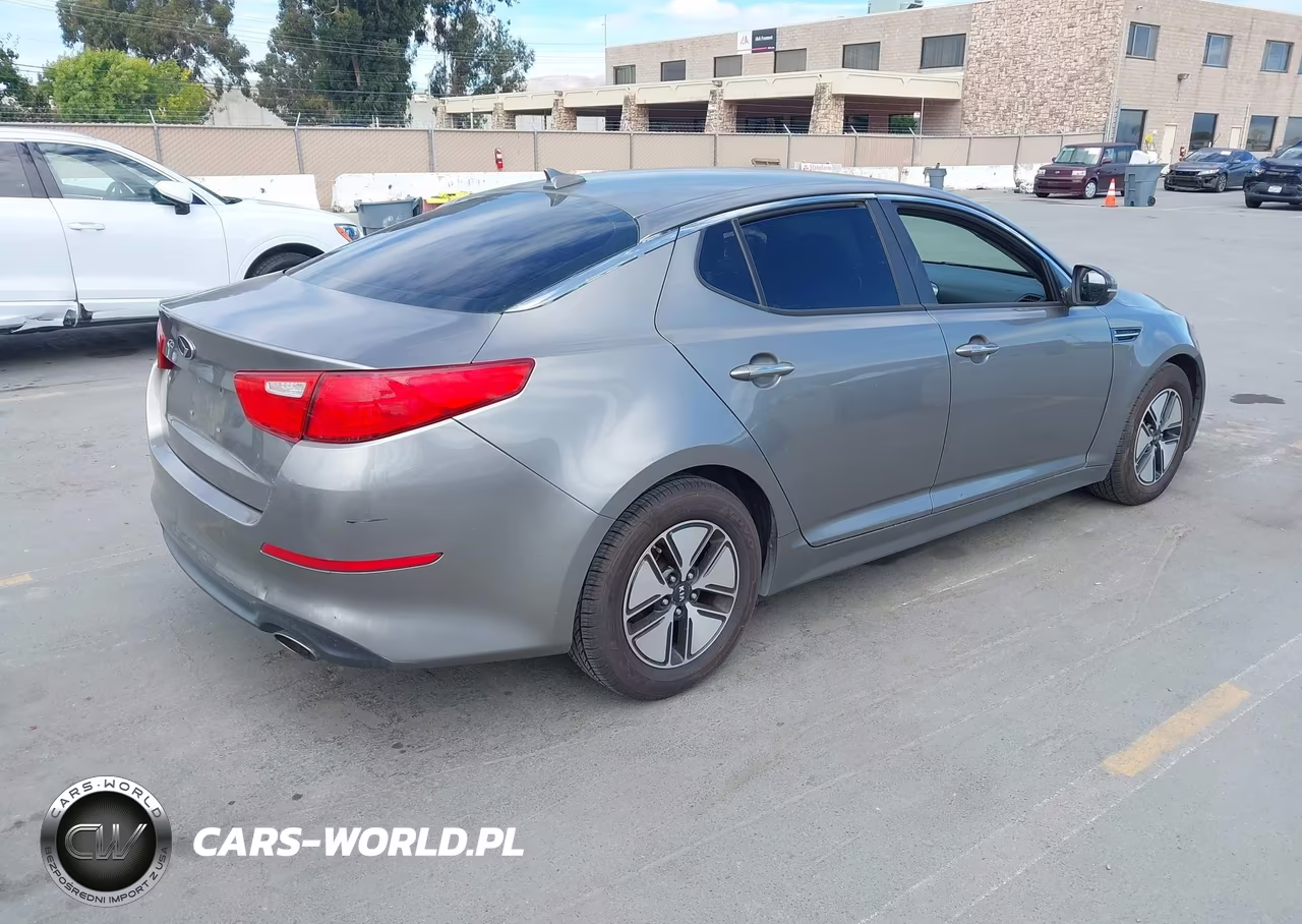 2014 Kia Optima Lx VIN:5XXGM4A75EG265282 - 4