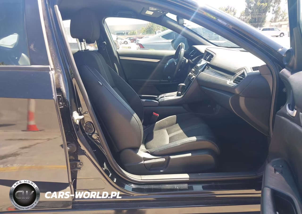 2019 Honda Civic Sport VIN:19XFC2F88KE204453 - 5