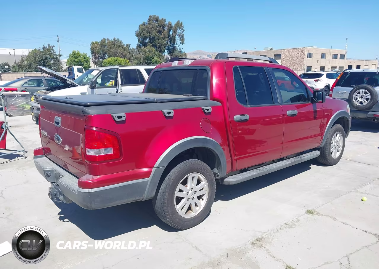 2008 Ford Explorer Sport Trac Xlt VIN:1FMEU31E58UA95242 - 4