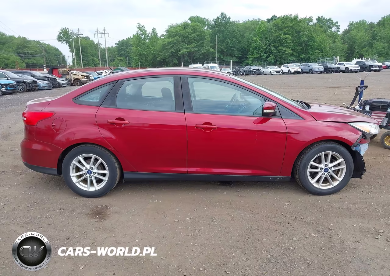 2016 Ford Focus Se VIN:1FADP3F21GL304007 - 13