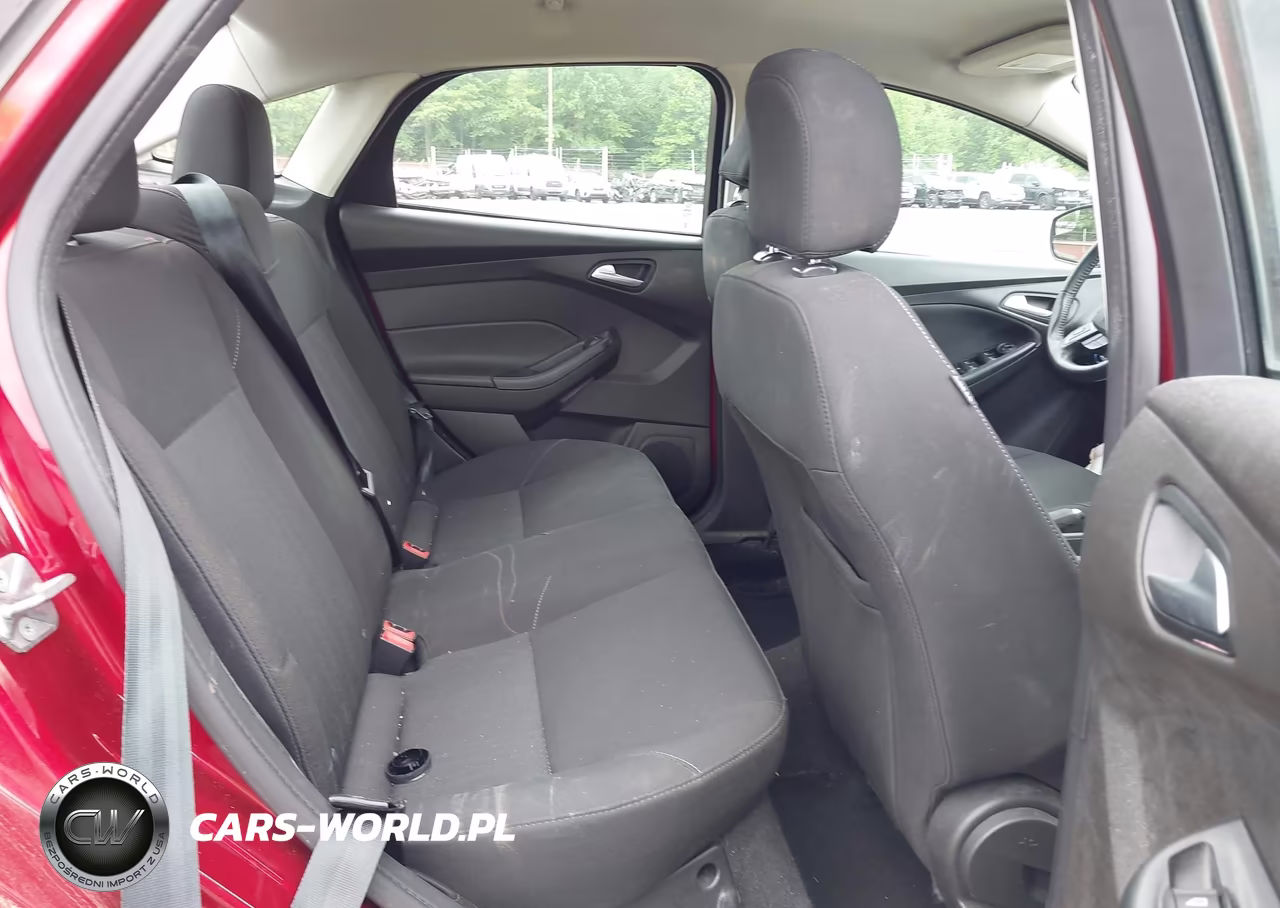 2016 Ford Focus Se VIN:1FADP3F21GL304007 - 8