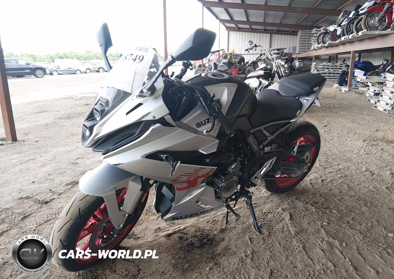 2024 Suzuki Gsx800 F VIN:JS1EM13B3R7100668 - 2