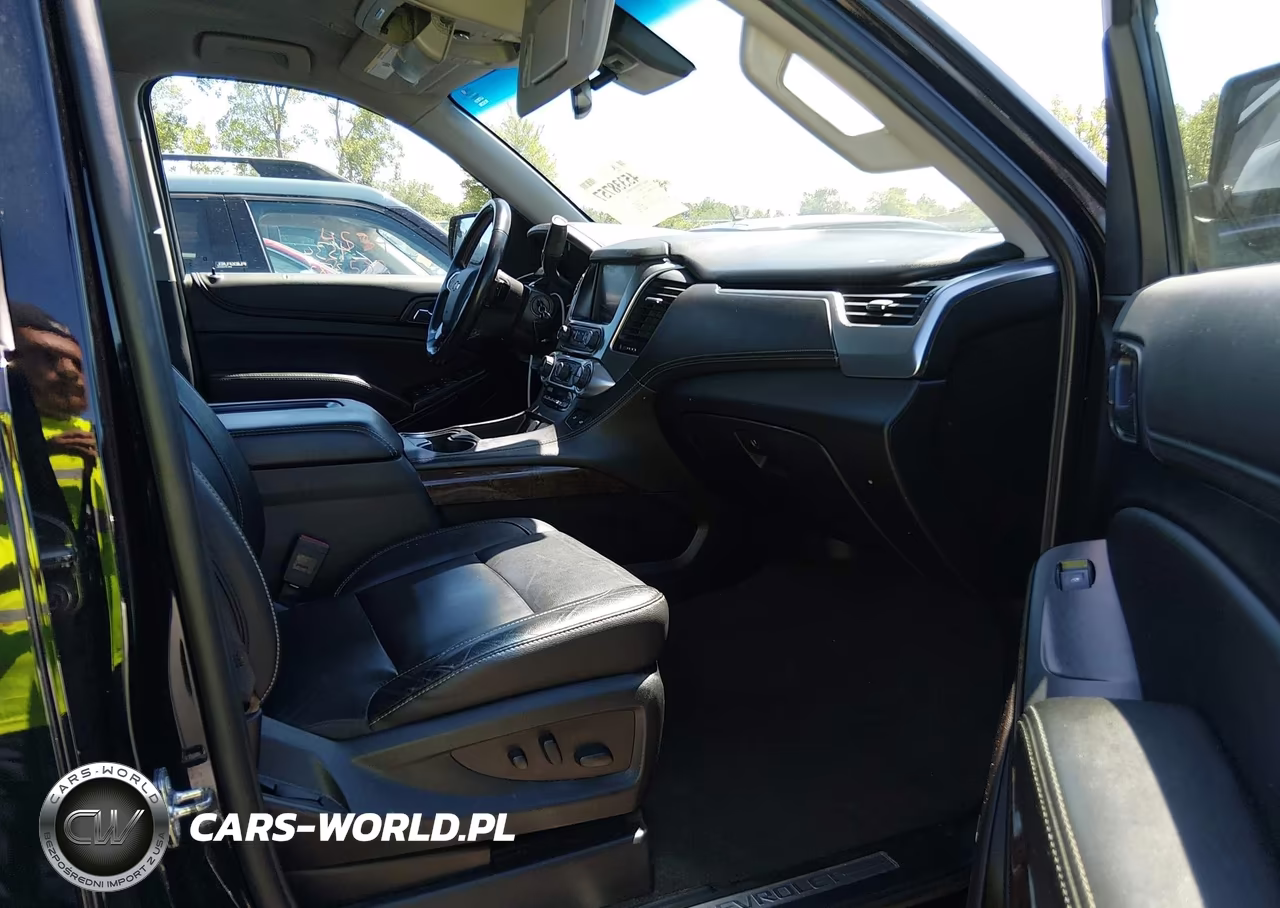 2019 Chevrolet Tahoe Lt VIN:1GNSKBKC5KR376429 - 5