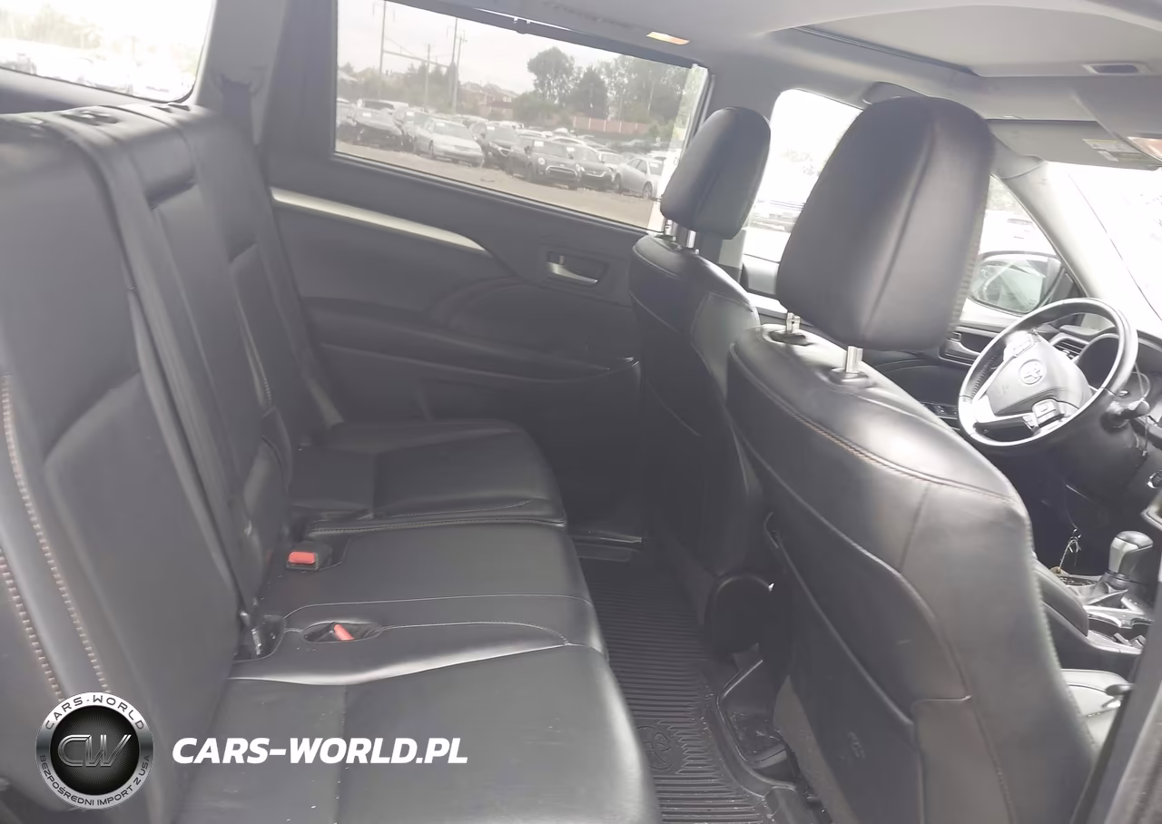 2019 Toyota Highlander Xle VIN:5TDJZRFH1KS569094 - 8