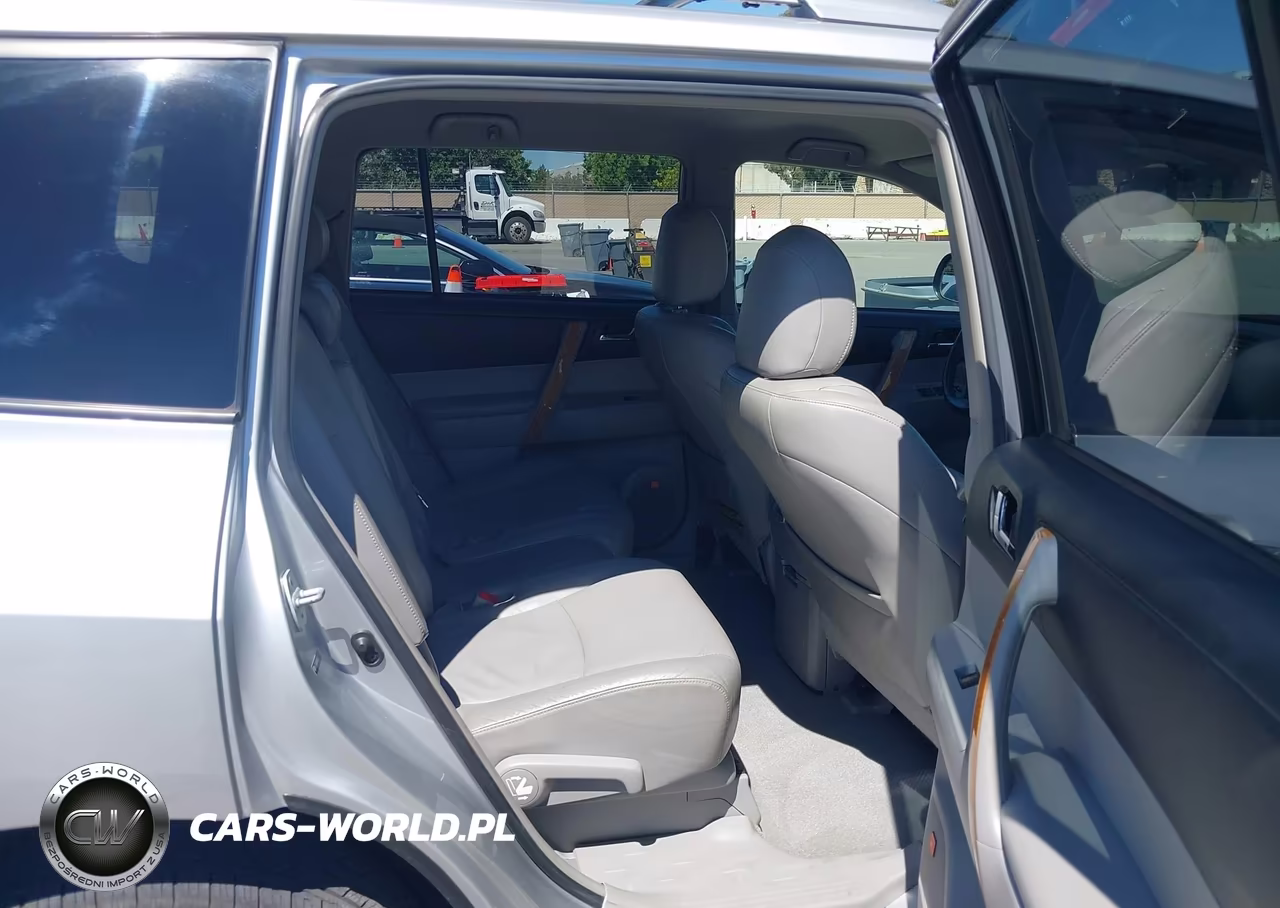 2008 Toyota Highlander Hybrid Limited VIN:JTEEW44AX82006950 - 8