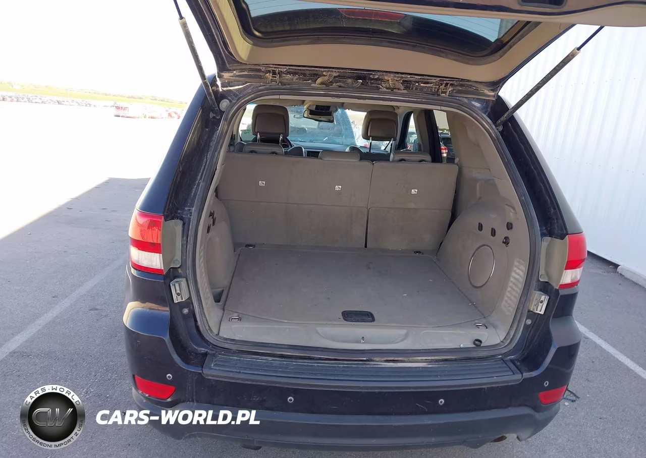 2011 Jeep Grand Cherokee Laredo VIN:1J4RR4GG4BC505588 - 17