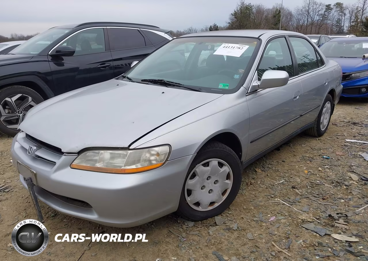 2000 Honda Accord 2.3 Lx VIN:1HGCG6653YA133308 - 2