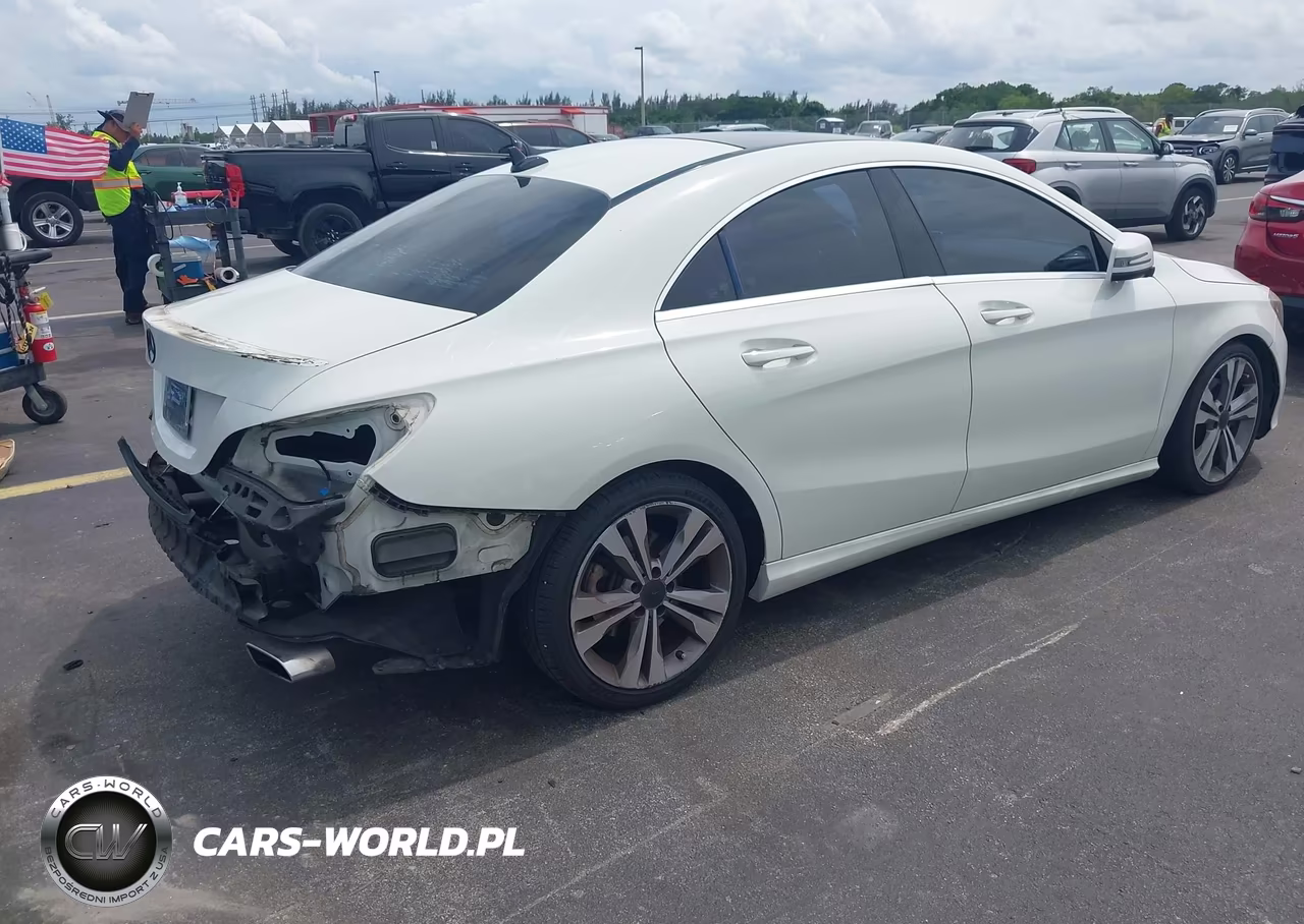 2015 Mercedes-Benz Cla 250 VIN:WDDSJ4EBXFN165174 - 4