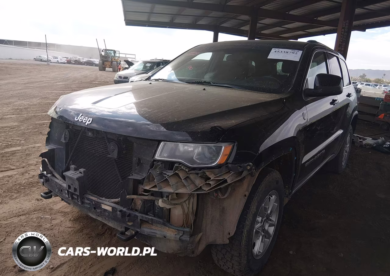 2018 Jeep Grand Cherokee Laredo E 4X4 VIN:1C4RJFAG1JC328305 - 18