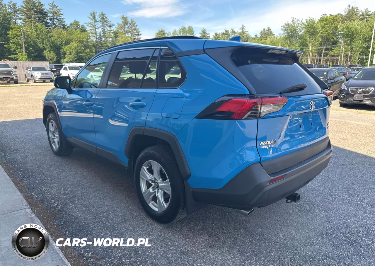 2019 Toyota Rav4 Xle VIN:2T3P1RFVXKC043442 - 3