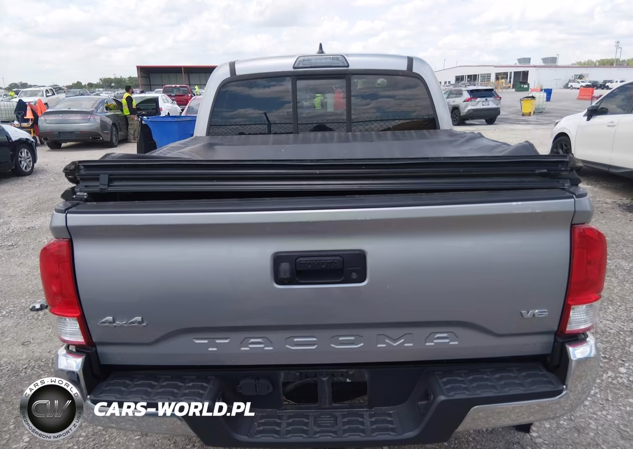 2016 Toyota Tacoma Sr5 V6 VIN:3TMCZ5AN8GM018277 - 17