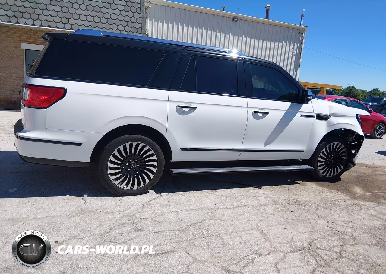 2021 Lincoln Navigator Black Label L VIN:5LMJJ3TT8MEL00590 - 13