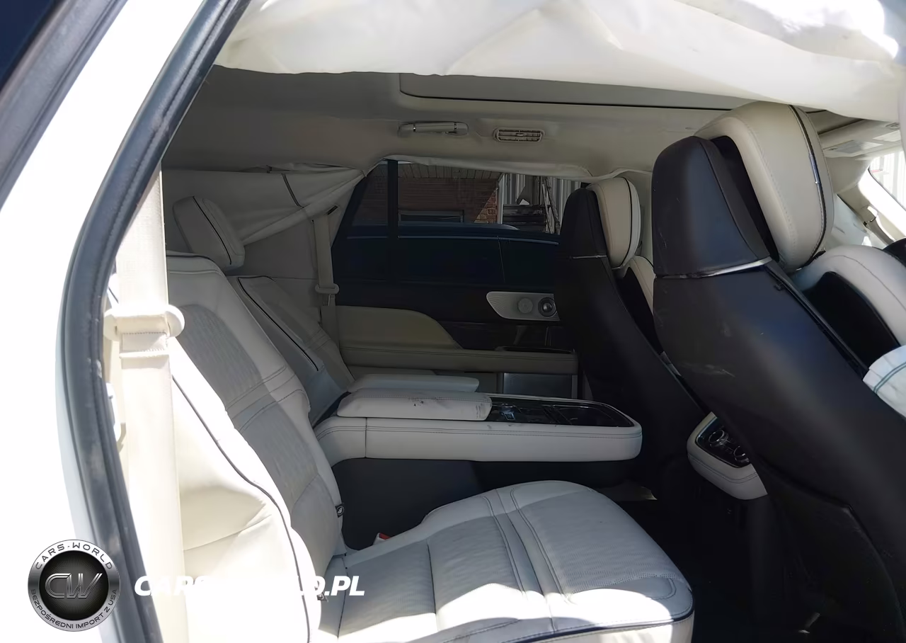 2021 Lincoln Navigator Black Label L VIN:5LMJJ3TT8MEL00590 - 8