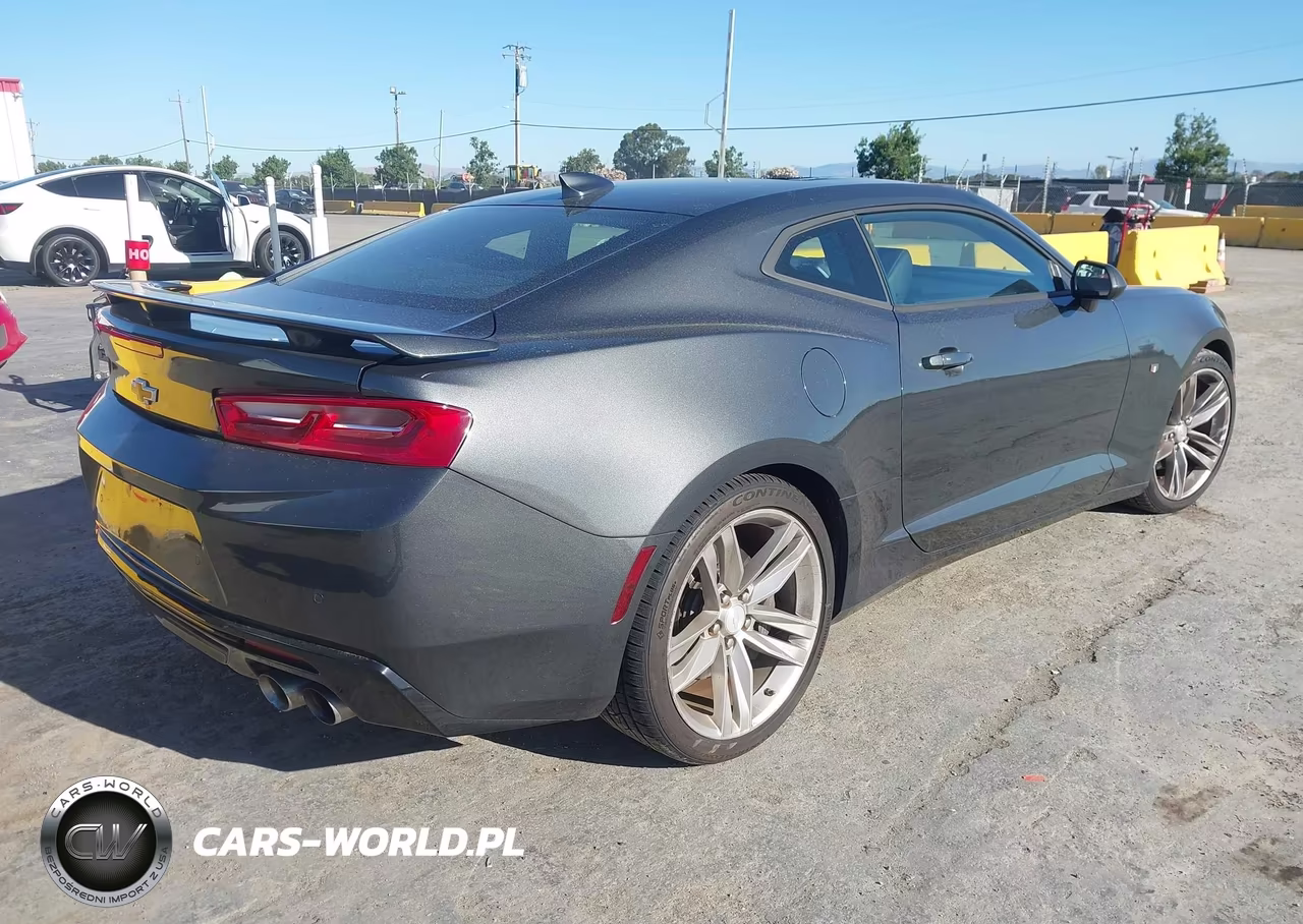 2018 Chevrolet Camaro 2Ss VIN:1G1FH1R72J0116688 - 4