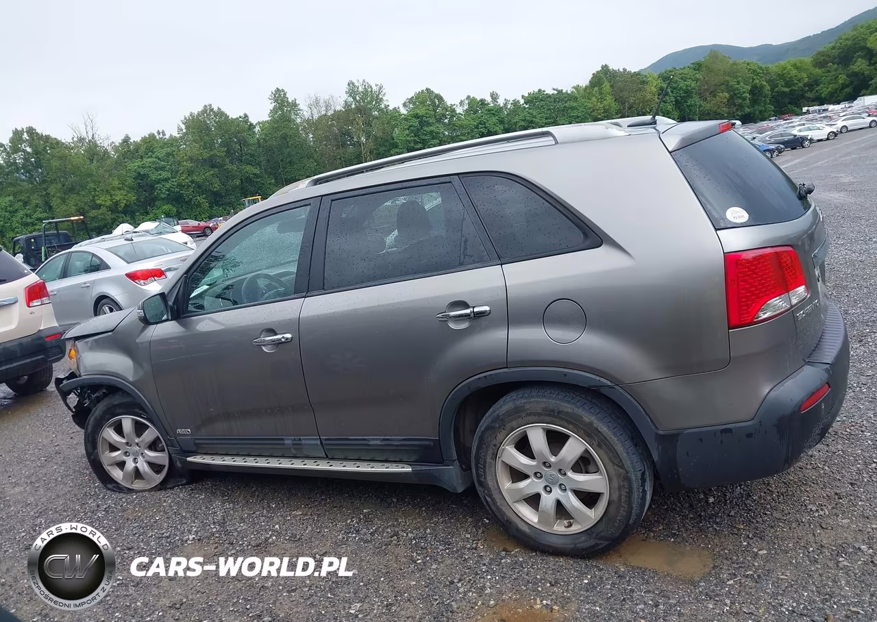 2013 Kia Sorento Lx V6 VIN:5XYKTDA24DG324379 - 15