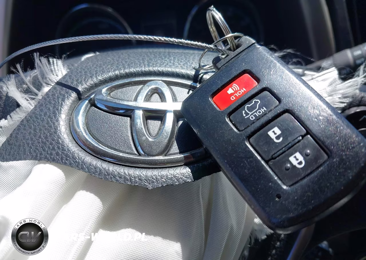 2016 Toyota Rav4 Hybrid Xle VIN:JTMRJREV6GD005977 - 11