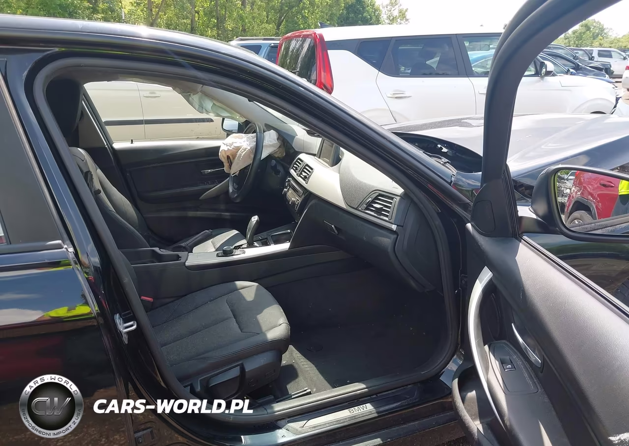 2017 BMW 320I xDrive VIN:WBA8E5G31HNU44517 - 5
