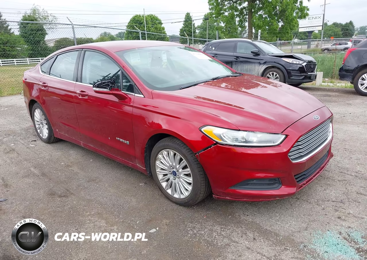 2013 Ford Fusion Hybrid Se – zdjęcie 1 z 11