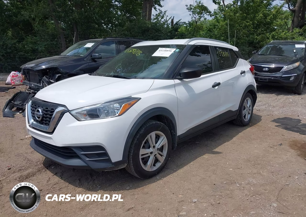 2019 Nissan Kicks S VIN:3N1CP5CU3KL520609 - 2