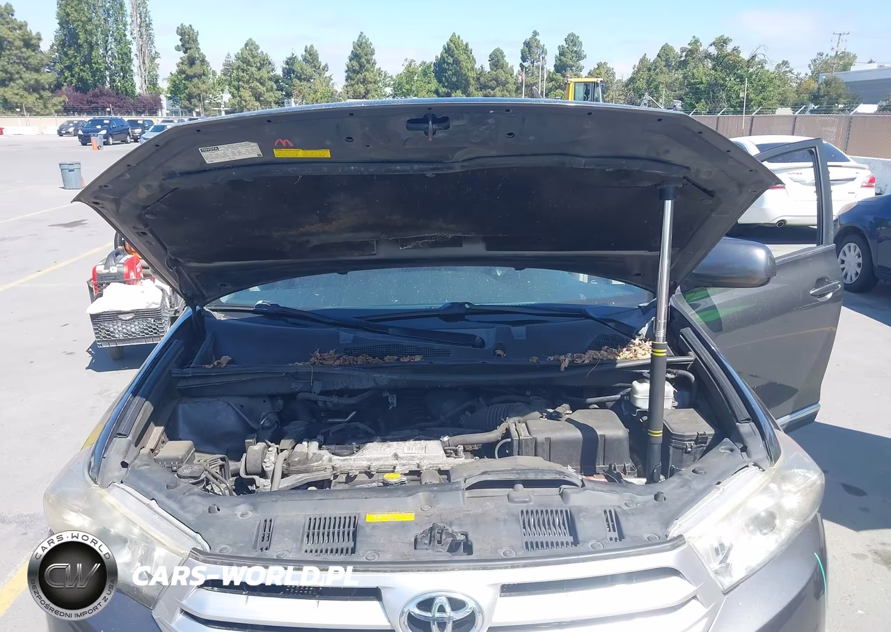 2013 Toyota Highlander Base Plus VIN:5TDZA3EH6DS037898 - 10