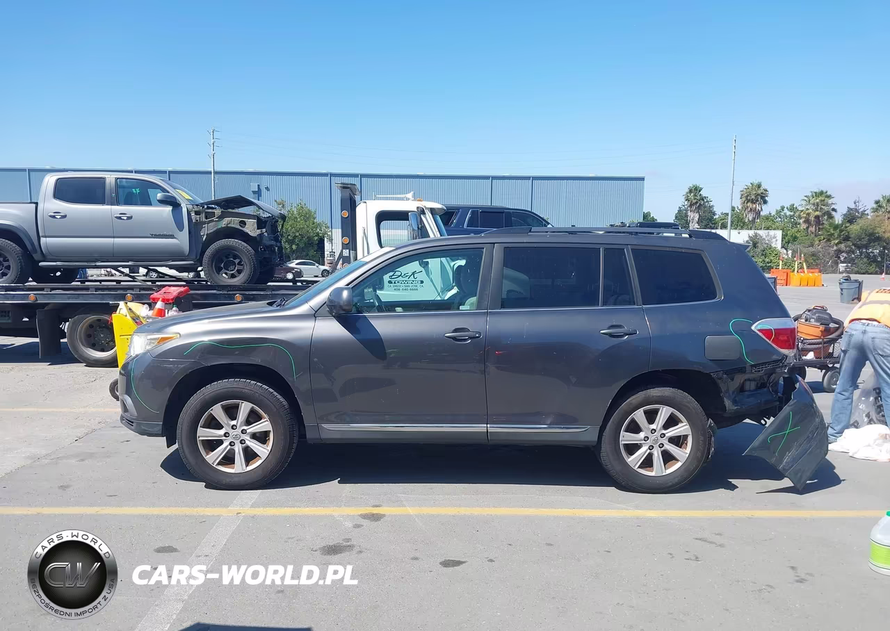 2013 Toyota Highlander Base Plus VIN:5TDZA3EH6DS037898 - 14