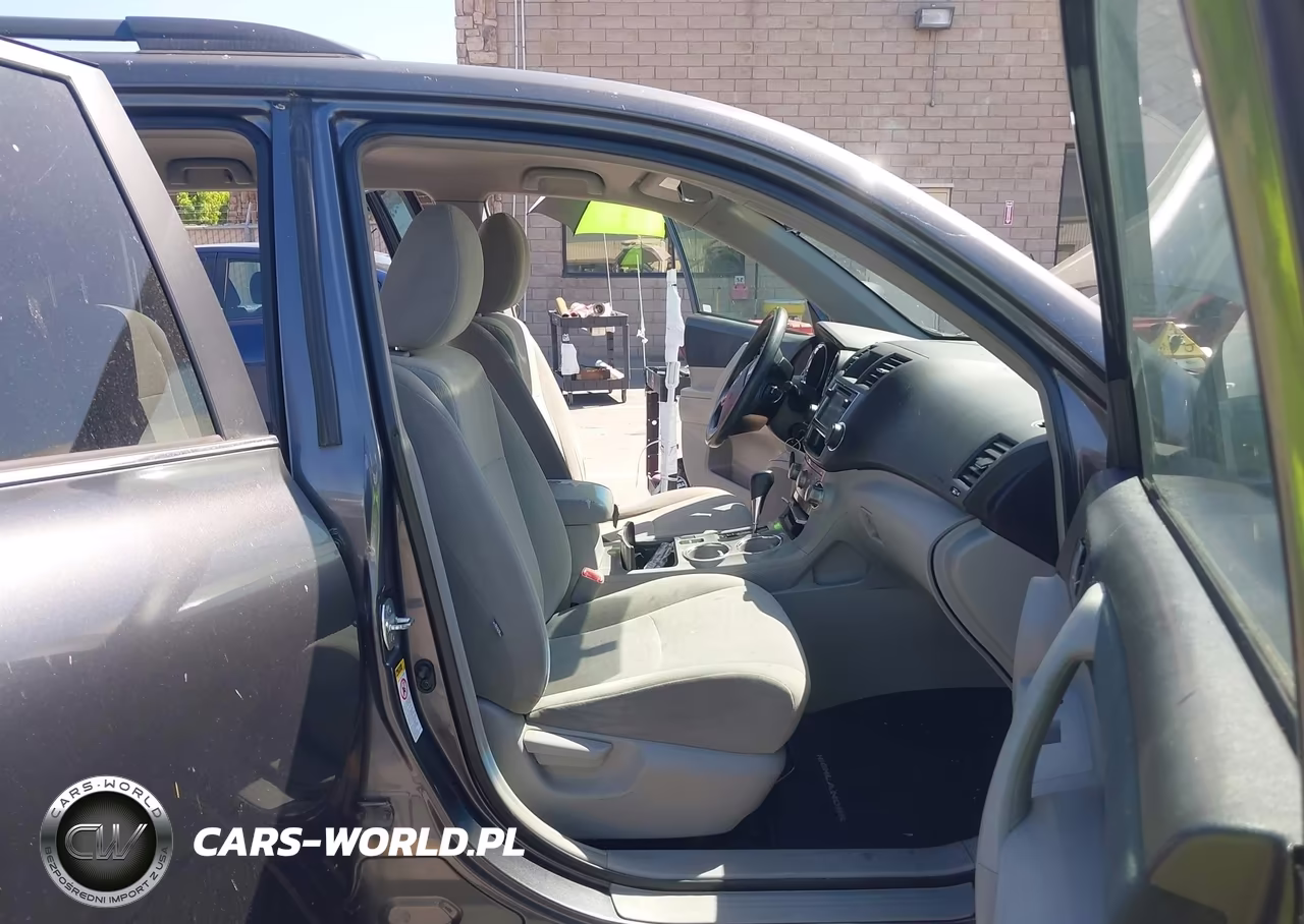 2013 Toyota Highlander Base Plus VIN:5TDZA3EH6DS037898 - 5