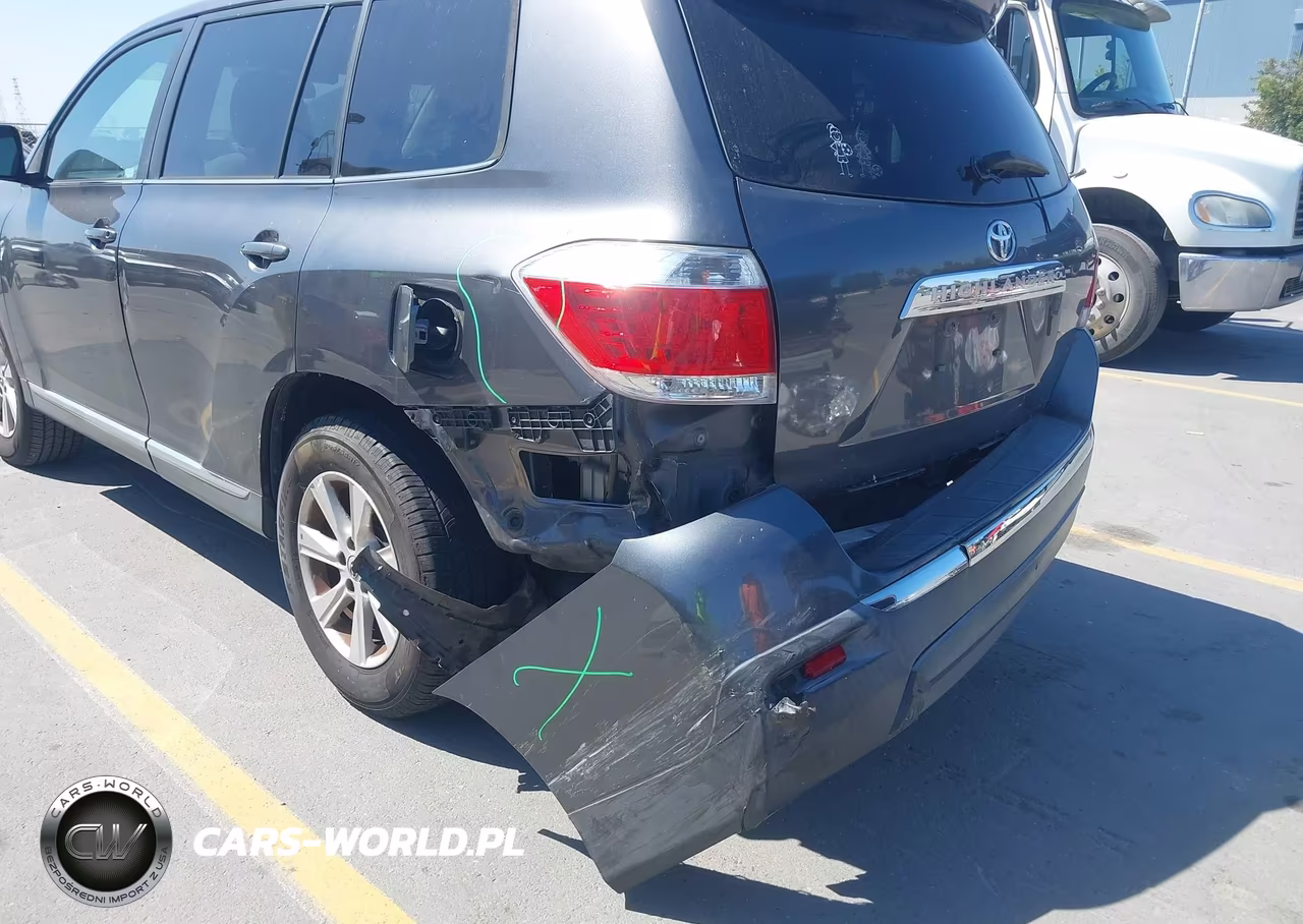 2013 Toyota Highlander Base Plus VIN:5TDZA3EH6DS037898 - 6