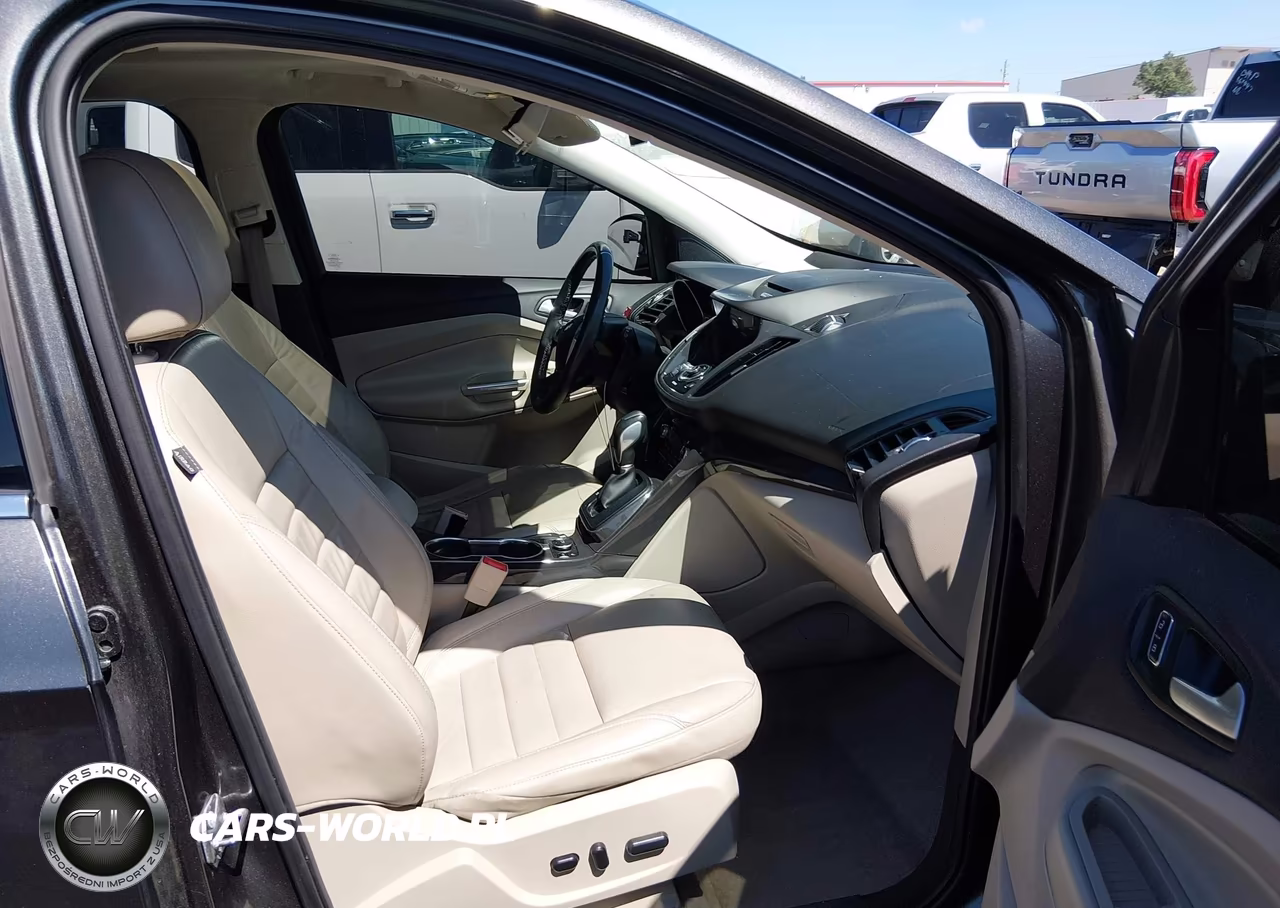2016 Ford Escape Titanium VIN:1FMCU0J99GUA91458 - 5