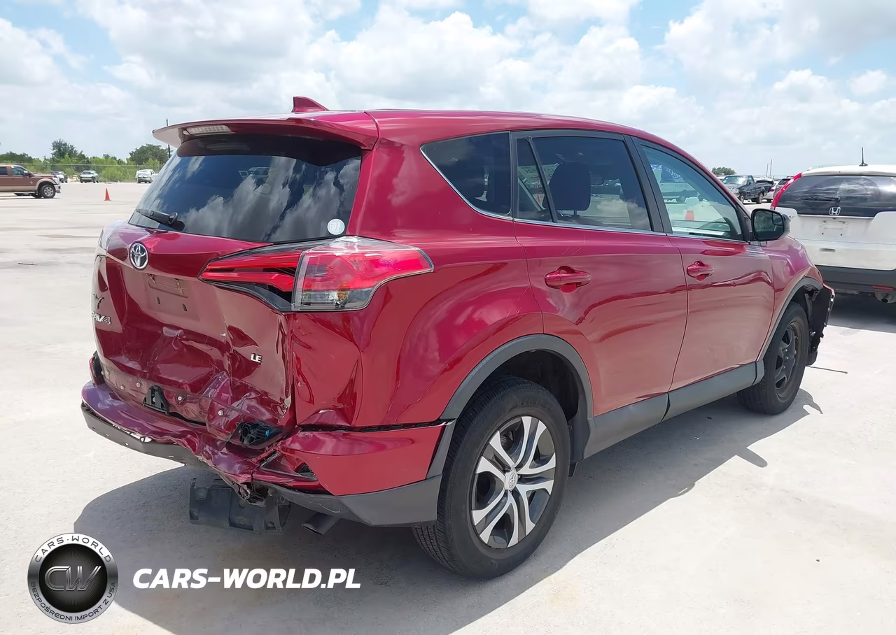 2018 Toyota Rav4 Le VIN:2T3ZFREV1JW454530 - 4
