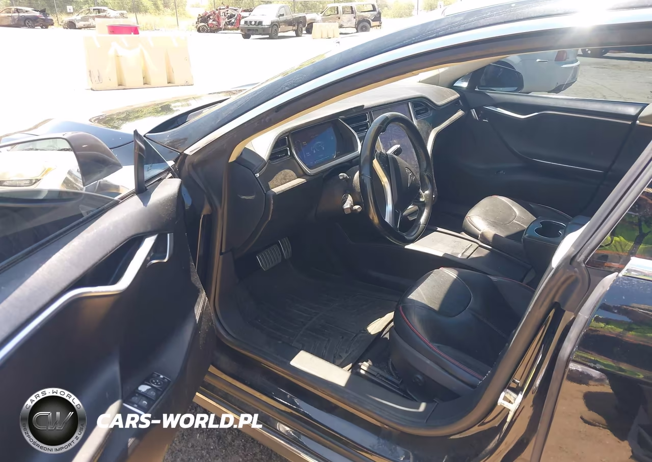 2012 Tesla Model S Performance-Signature Performance VIN:5YJSA1DP6CFS00082 - 5