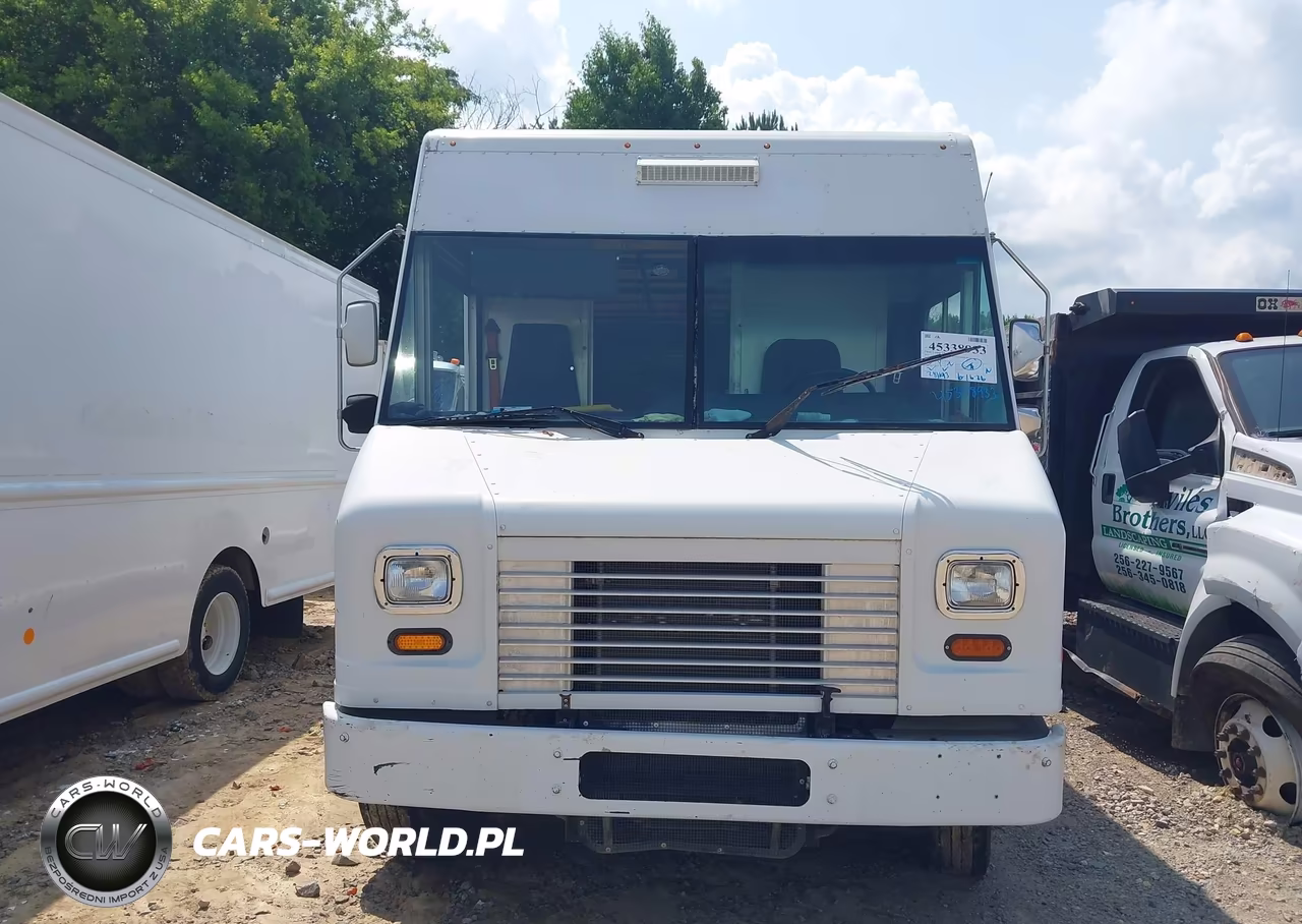 2015 Ford F-59 Commercial Stripped VIN:1F66F5KY9F0A04018 - 11