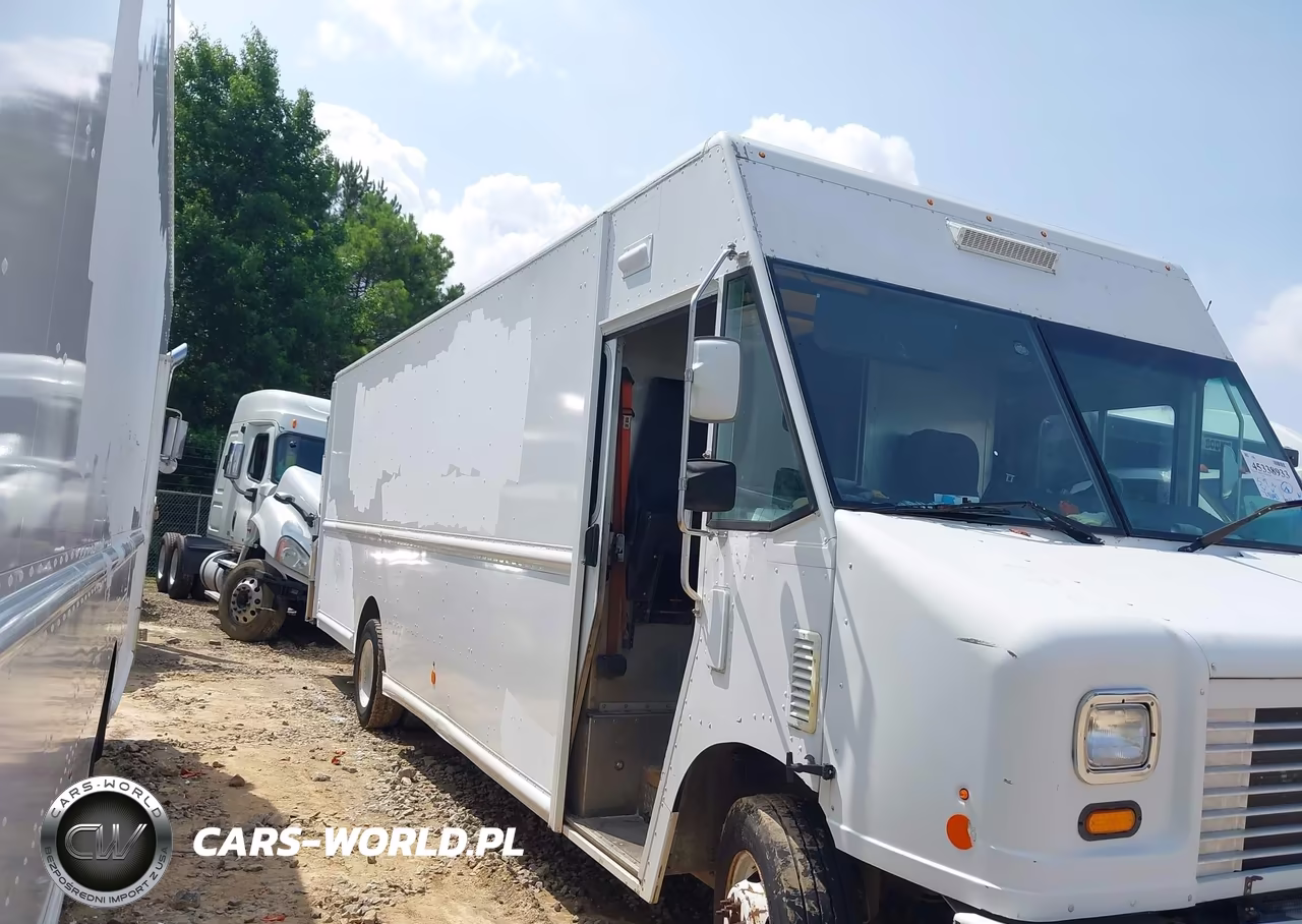 2015 Ford F-59 Commercial Stripped VIN:1F66F5KY9F0A04018 - 14