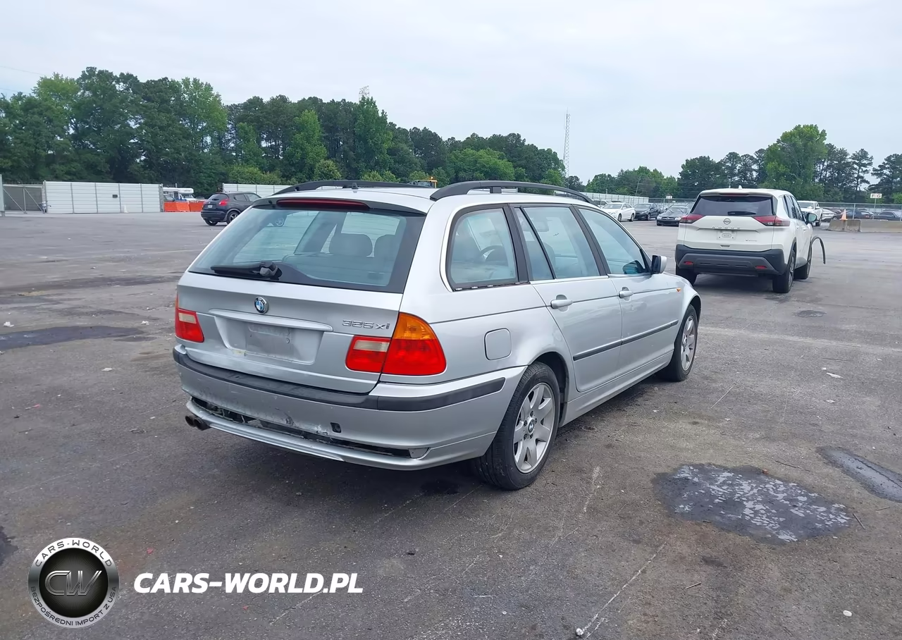 2004 BMW 325Xit VIN:WBAEP33444PF03660 - 4